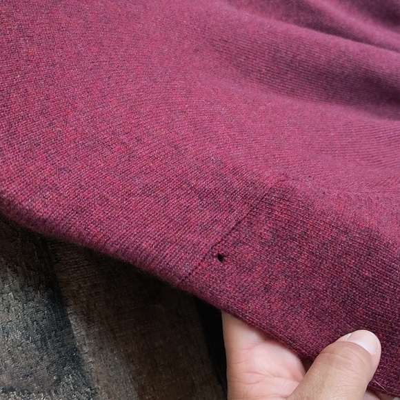 Saks Fifth Avenue Deep Red 100% Cashmere Crew Neck Sweater Sz Large Men - Picture 3 of 16